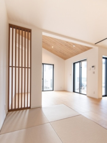 川崎市麻生区の注文住宅 王禅寺に建つ、収納スペースと生活動線を考慮した光あふれる家 index